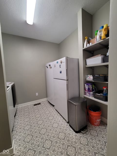 Laundry room at 1485 N Monroe Way, Rushville, IN