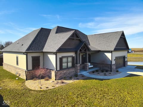 Front exterior at 1485 N Monroe Way, Rushville, IN