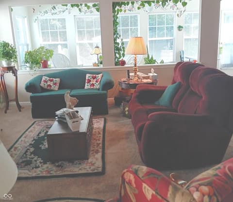 Living room at 7451 Oak Knoll Drive, Indianapolis, IN