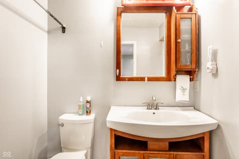 Primary bathroom at 156 Griffin Road, Indianapolis, IN