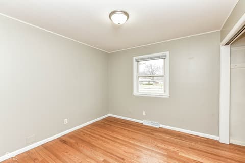Photo of 435 W Thompson Road, Indianapolis, IN
