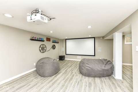 Photo of 435 W Thompson Road, Indianapolis, IN