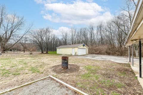 Photo of 435 W Thompson Road, Indianapolis, IN