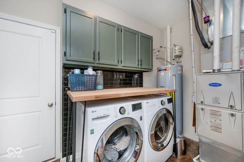 Laundry room at 5850 Tart Boulevard, Indianapolis, IN