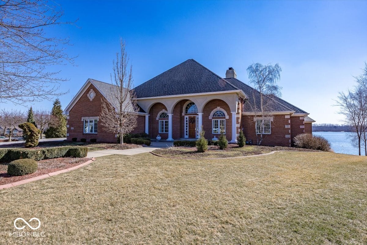 Photo of 3107 Waterfront Circle, Anderson, IN
