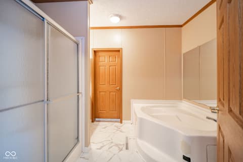 Photo of 910 Vance Court, Kingman, IN