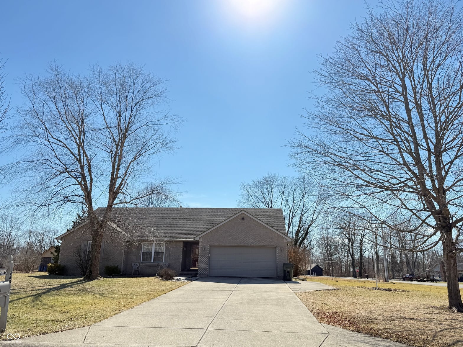 Photo of 3361 W Hidden Lake Court, Greenfield, IN