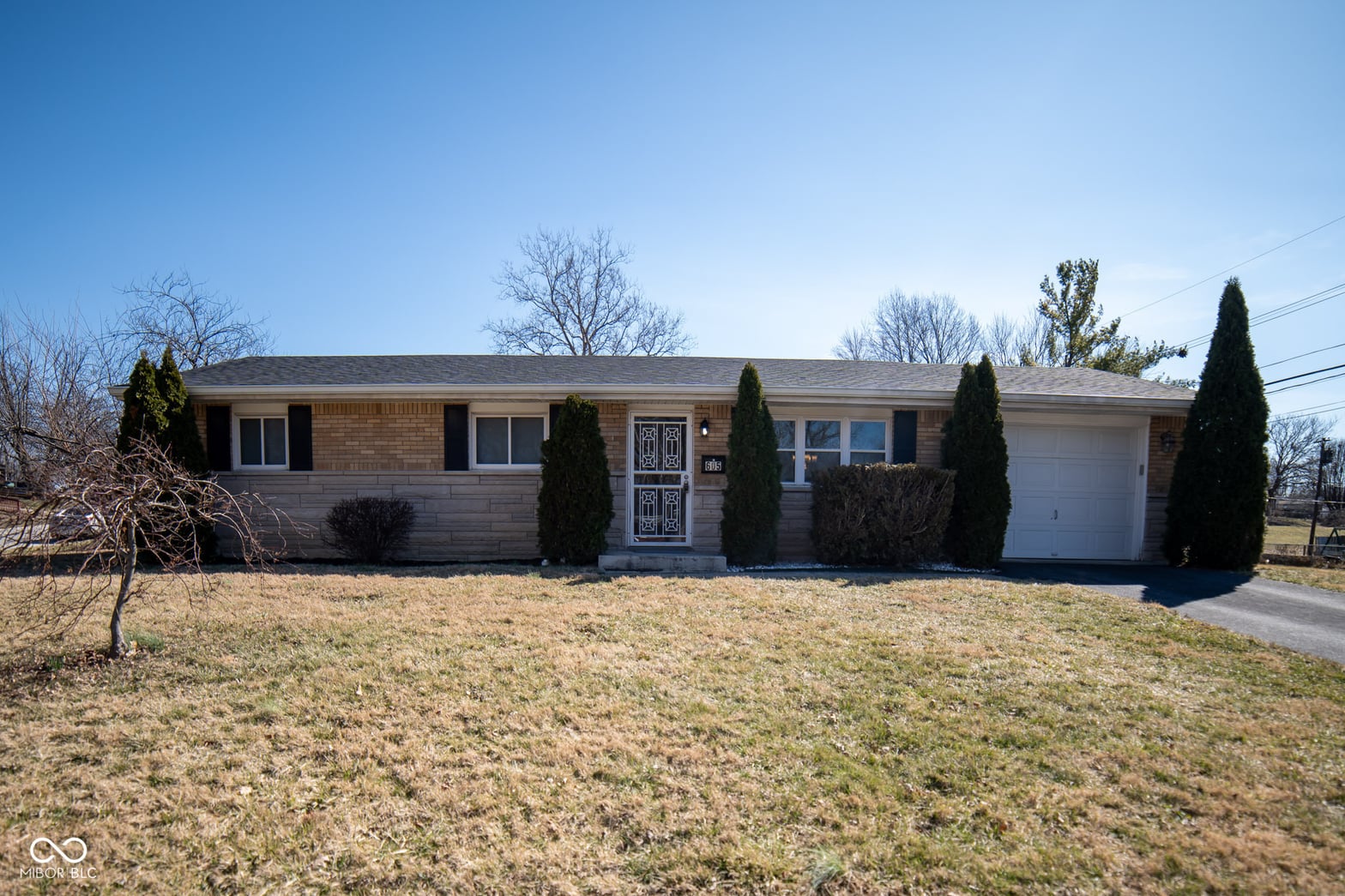 Photo of 605 Grovewood Drive, Beech Grove, IN
