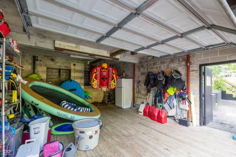 Garage at 6420 Oriole Drive, Nineveh, IN