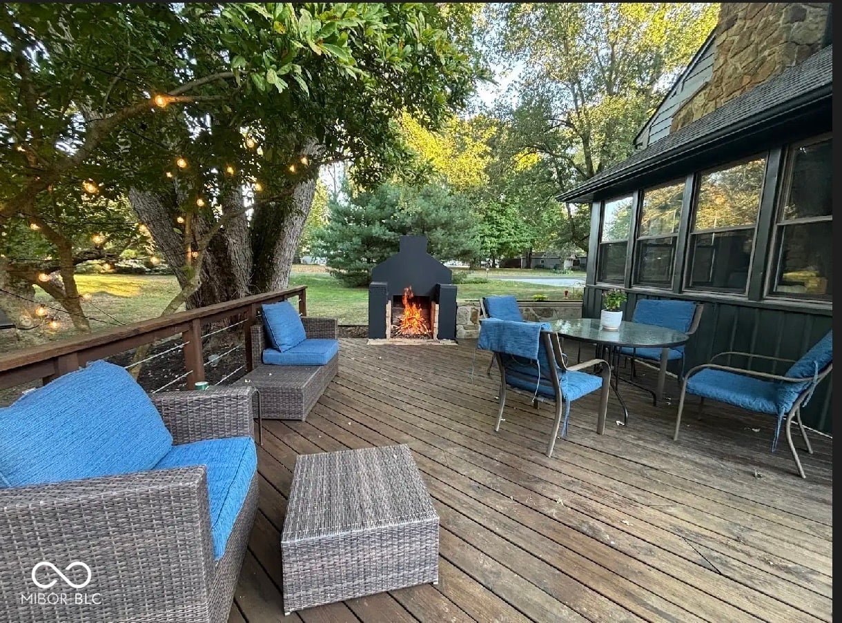 Deck