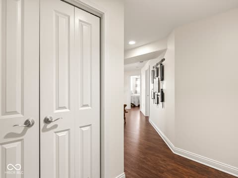 Photo of 350 N Meridian Street, Indianapolis, IN
