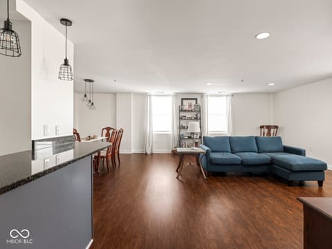 Photo of 350 N Meridian Street, Indianapolis, IN