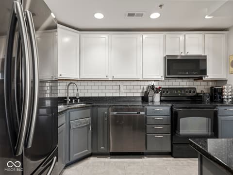 Photo of 350 N Meridian Street, Indianapolis, IN
