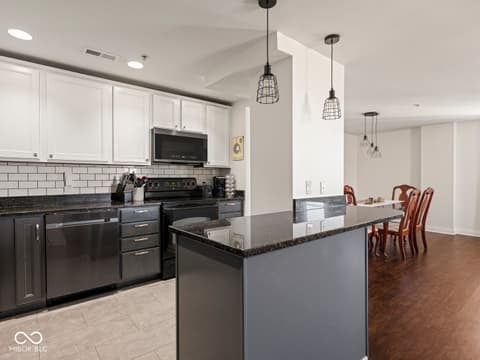 Photo of 350 N Meridian Street, Indianapolis, IN