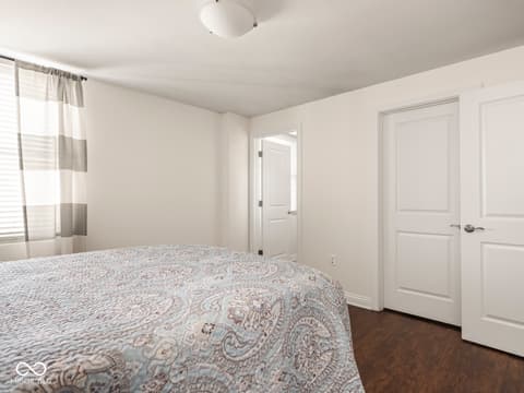 Photo of 350 N Meridian Street, Indianapolis, IN