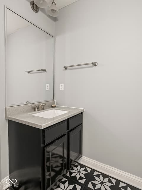 Photo of 350 N Meridian Street, Indianapolis, IN