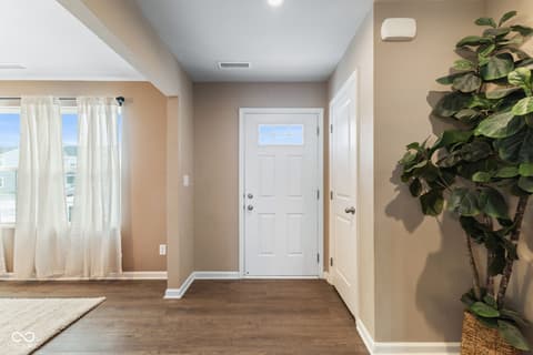 Foyer at 1838 Cascades Drive, Greenfield, IN