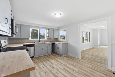 Photo of 2311 Main Street, Elwood, IN
