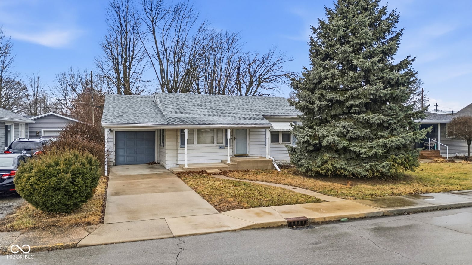 Front exterior at 424 Kentucky Avenue, Tipton, IN