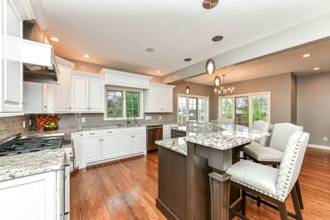 Kitchen at 128 Somerset Court, Noblesville, IN
