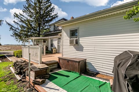 Photo of 10719 E State Road 38, Sheridan, IN