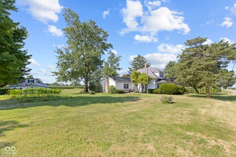 Photo of 10719 E State Road 38, Sheridan, IN