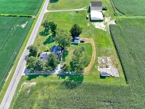 Photo of 10719 E State Road 38, Sheridan, IN