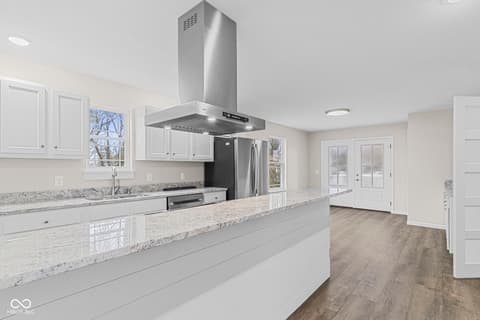 Photo of 161 S Fifth Street, Austin, IN