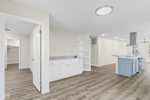 Photo of 161 S Fifth Street, Austin, IN