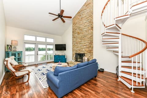 Photo of 191 Mill Springs, Coatesville, IN