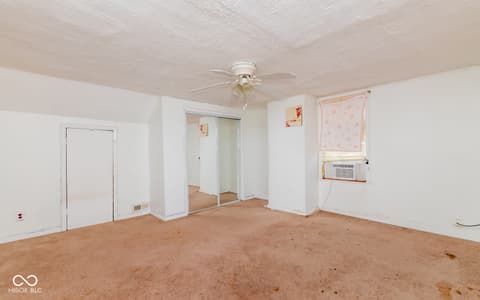 Photo of 2138 S Leslie Lane, Scottsburg, IN