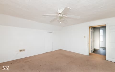 Photo of 2138 S Leslie Lane, Scottsburg, IN