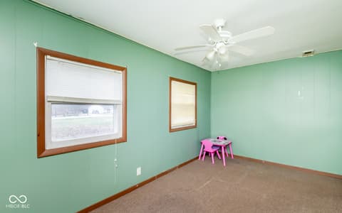 Photo of 2138 S Leslie Lane, Scottsburg, IN