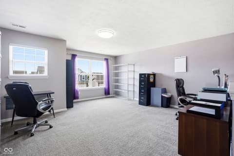 Loft — 5231 New Bethel Boulevard, Indianapolis, IN