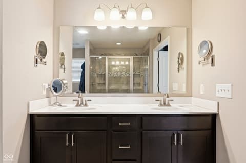 Primary bathroom at 5231 New Bethel Boulevard, Indianapolis, IN