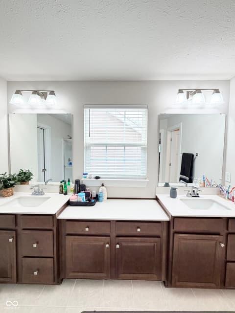 Photo of 390 Gathering Lane, Greenwood, IN