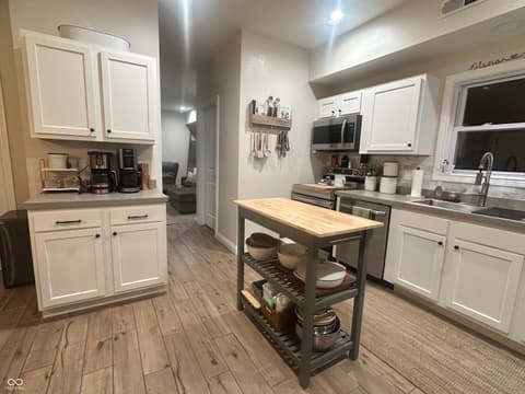Photo of 306 W Burnside Avenue, Fairland, IN