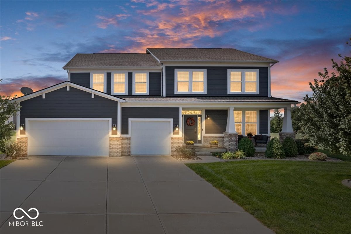 Front exterior at 11851 Highline Court, Noblesville, IN