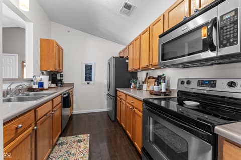 Photo of 6231 Amber Creek Lane, Indianapolis, IN