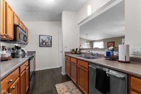 Photo of 6231 Amber Creek Lane, Indianapolis, IN