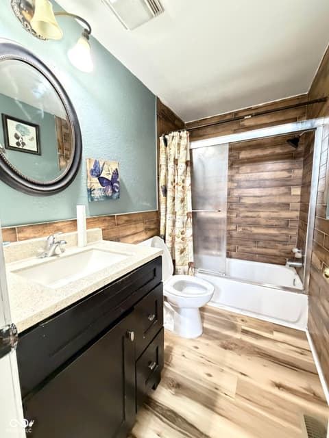 Photo of 2029 Kildare Avenue, Indianapolis, IN