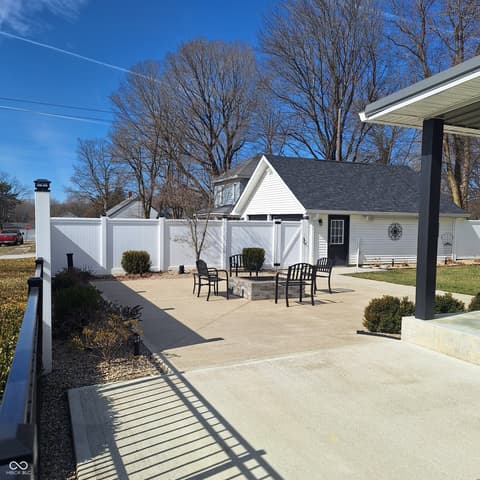 Outdoor living area at 102 N Main Street, Cloverdale, IN