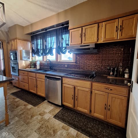Basement at 102 N Main Street, Cloverdale, IN