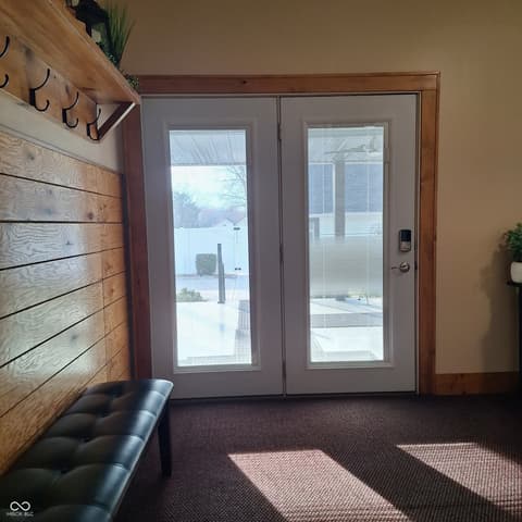 Foyer at 102 N Main Street, Cloverdale, IN