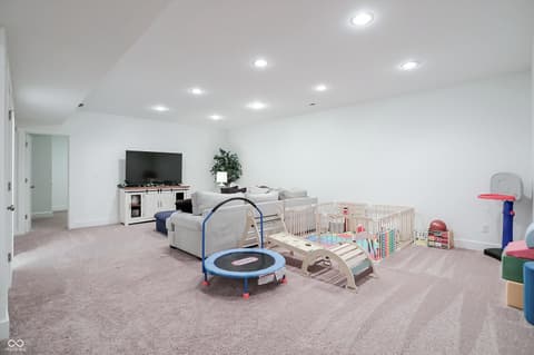 Recreation Room — 2043 Columbia Avenue, Indianapolis, IN