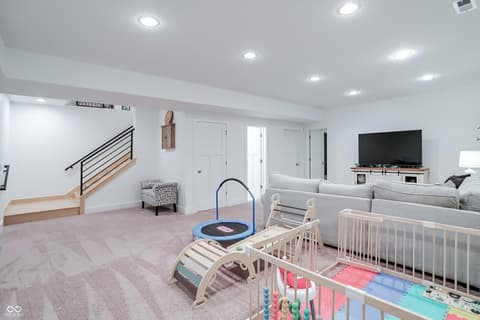 Recreation Room — 2043 Columbia Avenue, Indianapolis, IN