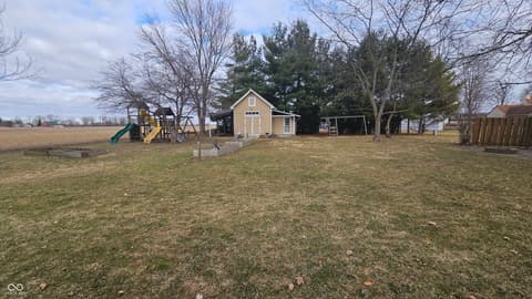 Yard at 716 Allen Drive, Sweetser, IN