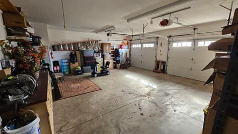 Garage at 716 Allen Drive, Sweetser, IN