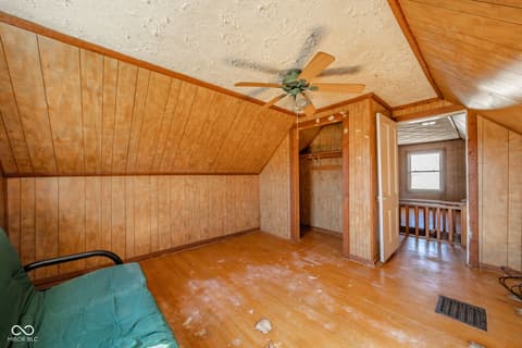 Bonus room at 9100 S County Road 300 W, Muncie, IN