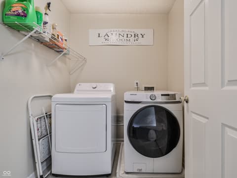 Laundry room at 5118 Tuscany Lane, Indianapolis, IN
